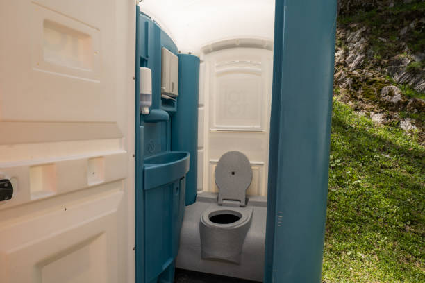 Best Portable Restroom Servicing (Cleaning and Restocking)  in Houston, TX